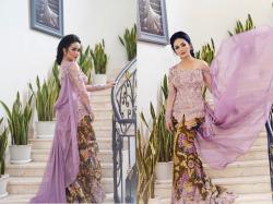 Cantiknya Krisdayanti Pakai Kebaya Rancangan Anne Avantie saat Lamaran Aurel dan Atta    