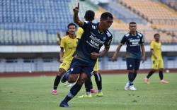 Persib Hajar Tim PON Jabar, Robert Alberts Masih Belum Puas<