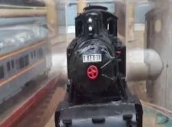 Video Miniatur Kereta Api Datangkan Rezeki