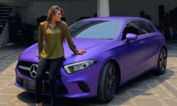Penggemar Mobil, Aurel Hermansyah Lebih Suka Mercedes-Benz A200 Berwarna Ungu