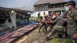 Bangunan Liar Kawasan Jakabaring Dibongkar Satpol PP