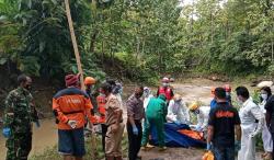 Mayat Membusuk Ditemukan di Pinggir Sungai Nangsri Sragen 