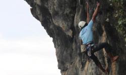 Ekspedisi Mahasiswa UNS Sukses Capai 45 Top Jalur Rock Climbing di Karst Gunung Sewu