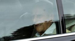 Pangeran Philip Keluar Rumah Sakit setelah Dirawat 4 Pekan termasuk Operasi Jantung