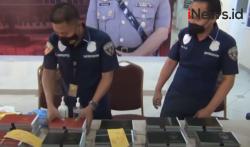 Video Polisi Bongkar Sindikat Pemalsuan Buku Nikah Seharga Rp3,5 Juta di Cilincing Jakut