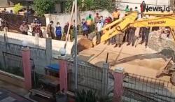Video Pagar Beton Rumah Warga di Ciledug Dirobohkan