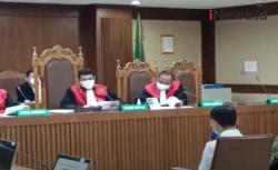 Edhy Prabowo dan Istrinya Bersaksi di Sidang Suap Ekspor Benih Lobster