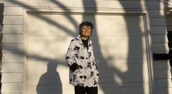 Perempuan Ini Kembalikan Buku Perpusatakaan yang Dipinjamnya 63 Tahun Lalu