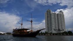 Keliling Kepulauan Seribu dengan Kapal Augustine Phinisi