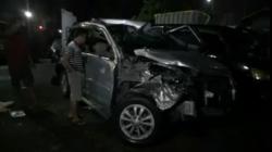  Kecelakaan Daihatsu Terios Ditabrak Tronton di Tol Cikampek, 1 Tewas, 5 Luka-Luka<