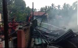 Selamat dari Maut, Pemilik Rumah Histeris dan Pingsan Melihat Rumahnya Terbakar