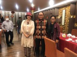 Bantu Promosikan Budaya, Ayu Azhari Siap Jadi Duta Kain Tenun NTT   