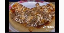 Lagi Viral Makan Pizza Pakai Topping Emas, seperti Apa Rasanya?