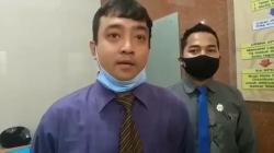 Lapor ke Polsek Nguling, Suami Kades Selingkuh Minta Istri dan PIL Ditahan