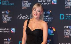 Cari Ongkos untuk Olimpiade, Atlet Seksi Ini Rela Jualan Pizza 