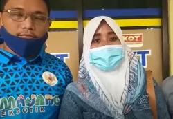 Bu Kades di Pasuruan yang Digerebek Suami Angkat Bicara, Bantah Berbuat Mesum