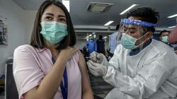 Ribuan Karyawan Bank di Batam Disuntik Vaksin Covid-19 AstraZeneca