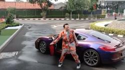 Video Parade Mobil Mewah Para Host Dahsyat