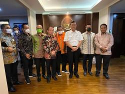 Menko Luhut: Pemerintah Tidak Ikut Campur dalam Kontestasi Ketua Umum Kadin