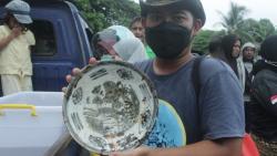 Wow, Tim KKP Temukan Piring Kuno di Pantai Soasio Tikep yang Diduga dari Dinasti Ming