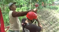 Nikmati Serunya Flying Fox di Puncak Bukit Jatipohon Indah Grobogan 