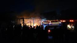Pria di Pangandaran Mengamuk Bacok 5 Tetangganya dan Bakar Rumah<