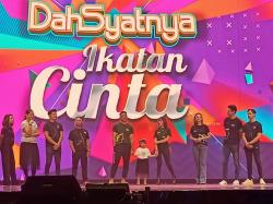 Arya Saloka dan Amanda Manopo Kompak Pakai Baju Couple di Dahsyatnya Ikatan Cinta