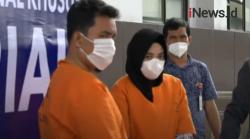 Video Polisi Tangkap Teller dan Head Teller Diduga Bobol Uang Nasabah di Riau