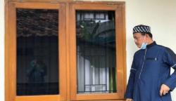 Terekam CCTV, Rumah Ketua Umum PA 212 Dirusak Orang Tak Dikenal