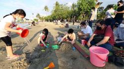 Libur Panjang, Pantai Ancol Ramai Pengunjung