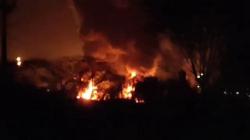 Kobaran Api dari 4 Tangki di Kilang Balongan Masih Sulit Dipadamkan<