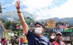  Begini Pengalaman Sandiaga Uno Menginap di Nepal Van Java