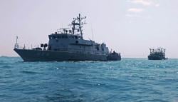 Bantu Cari Korban Kecelakaan Laut, TNI AL Kerahkan KRI Cucut ke Indramayu<