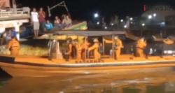 Video Dua Jenazah dan Belasan Korban Selamat Insiden Tabrakan Kapal Dibawa ke RS Bhyangkara Indramayu<