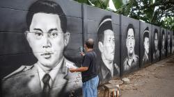 Deretan Wajah Pahlawan Nasional Hiasi Tembok di Cipondoh