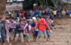 Video Banjir Bandang NTT, 41 Orang Meninggal, 27 Hilang