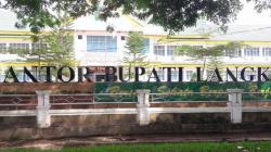 Tuntut Ganti Rugi Lahan Kebanjiran, Warga Bahorok Geruduk Kantor Bupati Langkat