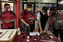 Sidak Lapas Bekasi, Petugas Gabungan Temukan Sajam hingga HP Milik Tahanan 