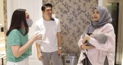 Ikut Bahagia, Nagita Slavina Menangis Pertama Kali Lihat Zaskia Sungkar Gendong Ukkasya   