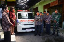 Dapat Bantuan Ambulans, Bantul Bertekad Merdeka dari Covid-19