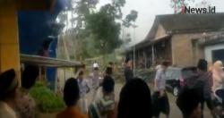 Video Angin Puting Beliung Porak Porandakan Acara Hajatan Warga di Boyolali