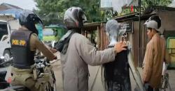 Video Jelang Ramadan, Petugas Gelar Razia Manusia Silver dan Pengemis di Kendal