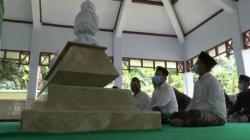 Jelang Ramadan, Elemen Masyarakat di Kendal Safari Ziarah ke Makam Auliya