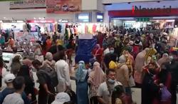 Video Pasar Tanah Abang Ramai Pembeli Jelang Ramadan