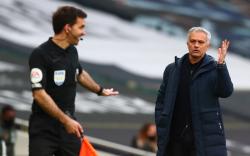 Tottenham Dihajar MU, Mourinho Kesal Pogba Tak Diganjar Kartu Merah