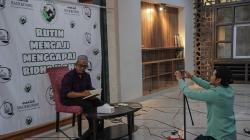 Tausiah Online, Cara Pengemudi Ojol Belajar Ilmu Agama selama Ramadan