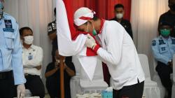 Cium Bendera Merah Putih, 34 Napi Terorisme Ikrar Setia kepada NKRI