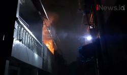 Video Rumah di Kawasan Tambora Jakbar Terbakar