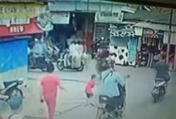 Detik-Detik Pencurian Motor Trail di Depan Warung Kopi Jaktim<