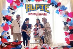 Ririn Dwi Ariyanti Rayakan Ultah Anak, Netizen: Kok Papanya Enggak Ada?    